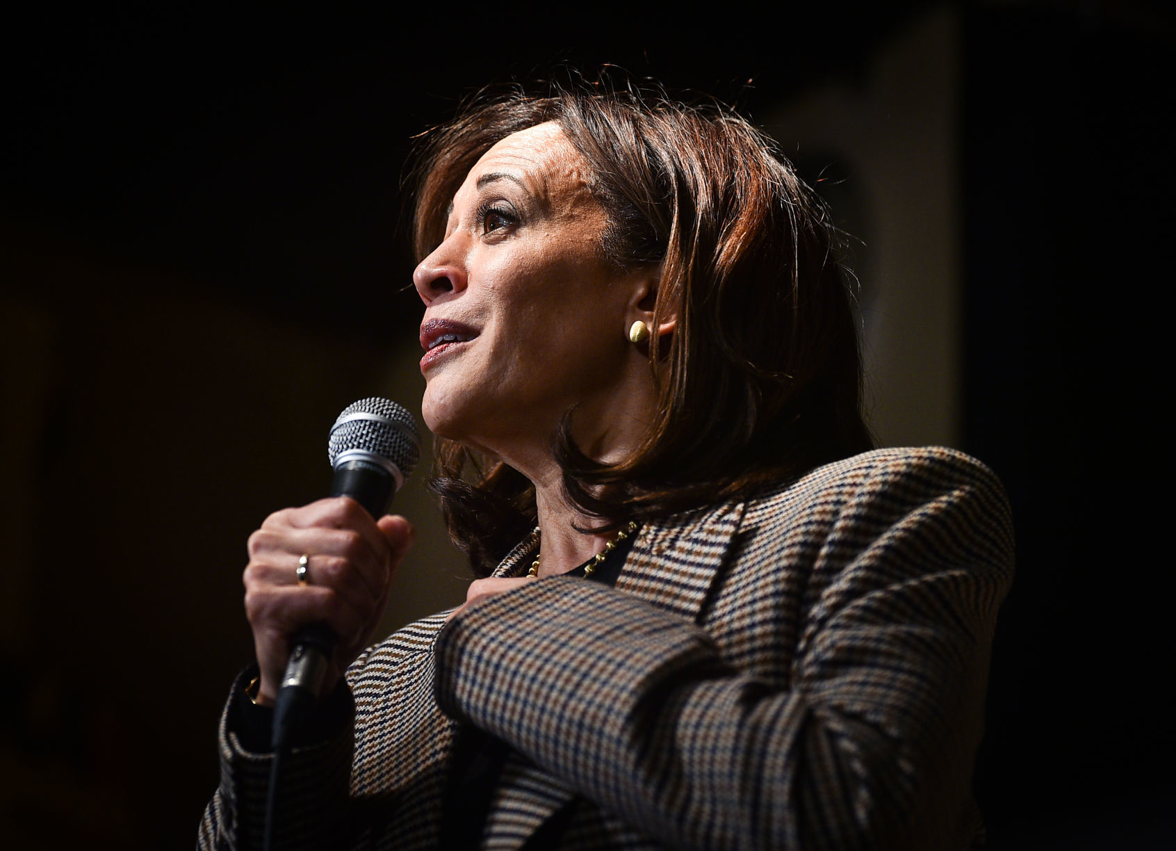 112319-mus-kamala-002a.JPG